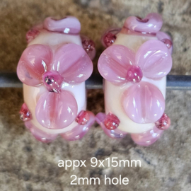 IKRZ0019: DuoSet BloemKralen Roze, ca 9x15mm