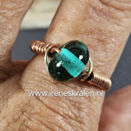 TU0064: Ring Koperwire met homemade glaskraal Teal, 18mm / size 8