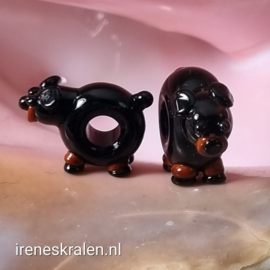 IKZW0019: GrootGatKraal Rottweiler, basiskraal 7x14mm (links op foto)