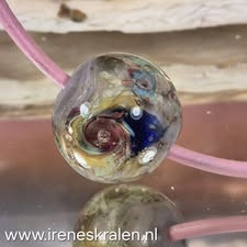 RZ0015: Lederen ketting met homemade lampwork glaskraal