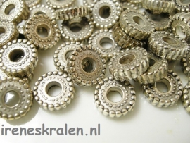 M 980 Metallook spacerkraal, 3x10mm,  3.7mm gat