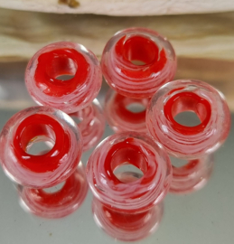 Grd 016: GrootGatKraal Rood Swirl, ca 8x14mm (6mm gat) #India Lampwork#