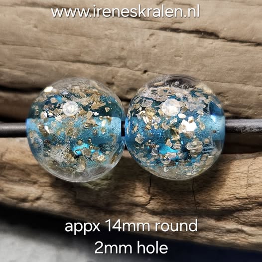 IKOC0007: DuoSet LichtAqua & GoudVlokken erin, ca 14mm rond