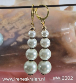 WI 0602: Oorbellen met GlasParels Wit 12-6mm