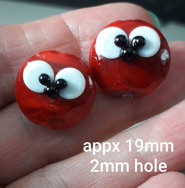 IKRD0007: DuoSet Cuties Rood, ca 19mm