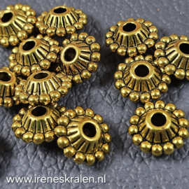 Gd 039: Dikkere spacer goudkleur metaal, ca 6x11mm