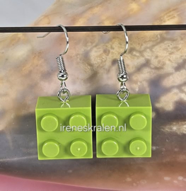GR062: Oorbellen met Lego-blokjes AppelGroen