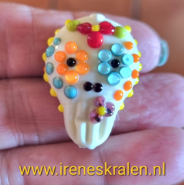 IKBR0004: Grote Focal Kraal: Mexican Skull Ivoor & Multicolor