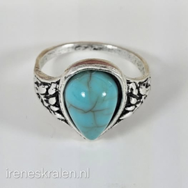 TU0051: Metalen Ring met faux turquoise, ca 17mm