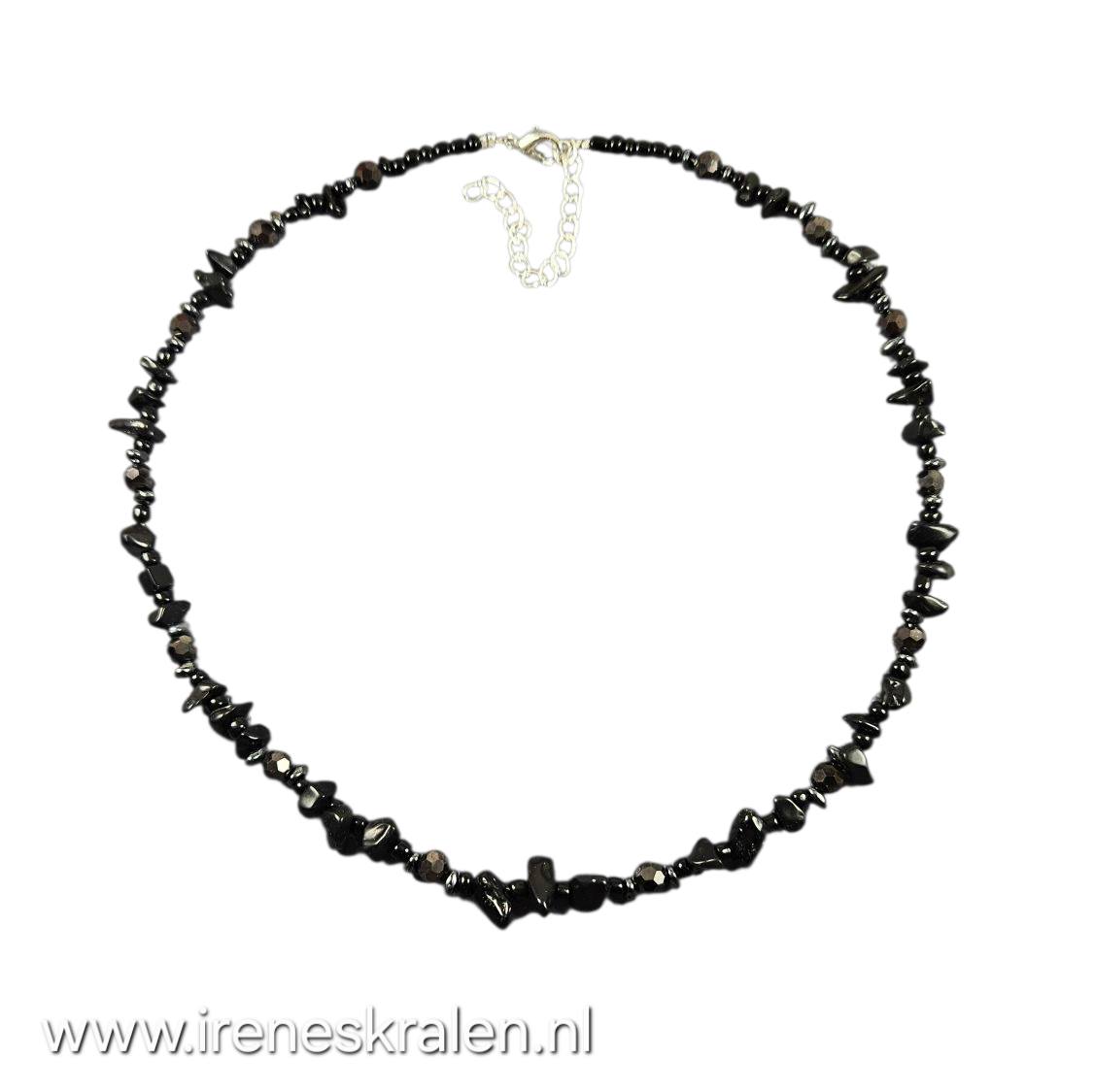 ZW0000: Ketting Natuursteen, rocailles & facetkralen