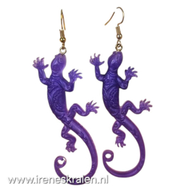 PRS 0011: Oorbellen paarse salamanders epoxy homemade