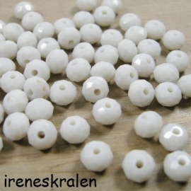 Gzwt 027: Facetkraal LichtGrijs, 5x6mm (1mm gat)