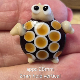IKBR0000: Focal Kraal Schildpad Topaz, ca 28mm