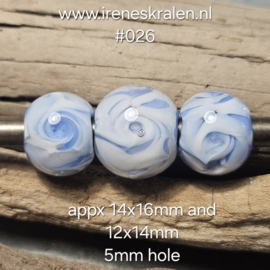 IKBL0060: Set van 3x GrootGatKraal ZachtBlauw (5mm gat)