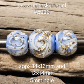 IKBL0061: Set van 3x GrootGatKraal Blauw & goudvlokken (5mm gat)