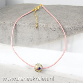 RZ0015: Lederen ketting met homemade lampwork glaskraal