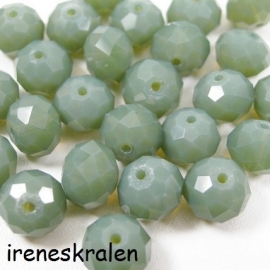 GG 113 Facetkraal Mosgroen/Jade 7x10mm (1.3mm gat)