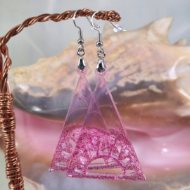 RZ 0083: Oorbellen Pink & Glitter Driehoeken Resin