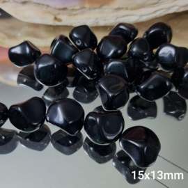 Gzwt 037: Soort Nugget Zwart, ca 15mm