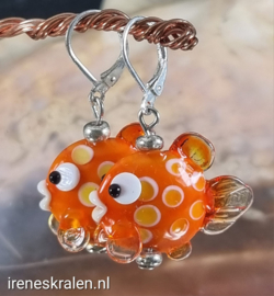 OR 0010: Lampwork Oorbellen Oranje Vissen