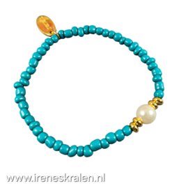 TU0008b: Armbandje met glaspareltje, ca 19cm