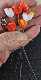 IKOR041: Set van 6 Kettelstiften met glasbloem, ca 9cm
