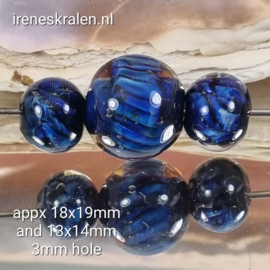 IKBL0050: Set van 3 ZilverGlasKralen Rond (3mm gat)