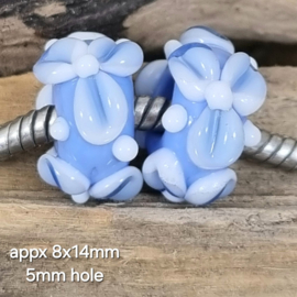 IKBL0011: Set van 2x GrootGatKraal Periwinkle, ca 8x15mm