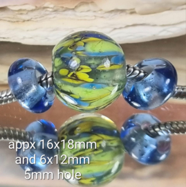 IKBL0614: Set van 3x GrootGatKraal Blauw & GeelGroen, ca 16x18mm en 6x12mm