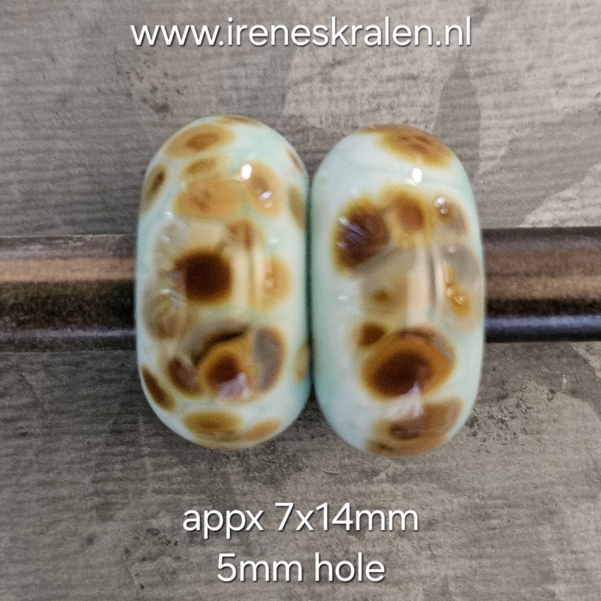 IKGR0036: Set van 2x GrootGatKraal Marmo Verde & Raku (5mm gat)