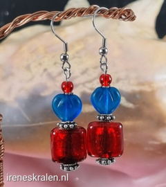 RD 0022: Oorbellen Rood & Aqua