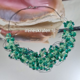 GR005: Volle Ketting Groen/Teal op metaaldraad