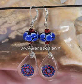 BL0004: Oorbellen met homemade lampwork & resin