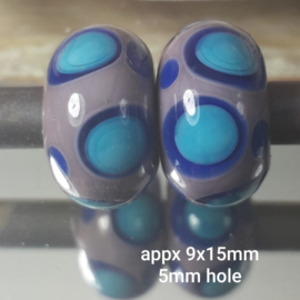 IKPR0030: Pair Purple/Turquoise/Blue, appx 8x15mm (5mm hole)
