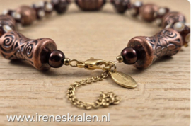 BR0009: Warm, aards en uniek - de ketting die overal bij past !