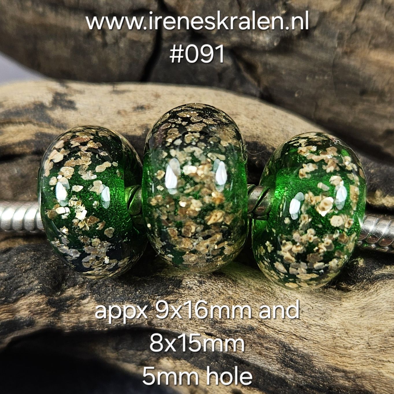 IKGR0027: Set van 3 GrootGatKralen Emerald & GoudVlokken