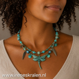 TU0074: Mooie aparte ketting met Libelle