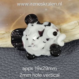 IKZW0021: Vis-Kraal Zwart/Wit, ca 19x29mm