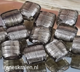 Gzwt 000: ZilverfolieKraal Vierkant plat, ca 12x12x7mm  #India Lampwork#
