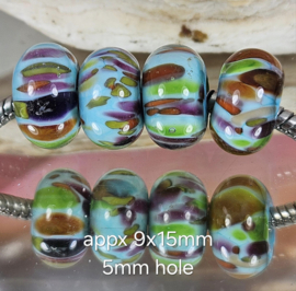 IKOC0050: Set van 4x GrootGatKralen Turquoise & Multicolor, ca 9x15mm (5mm gat)