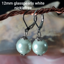 WI 0006: Oorbellen 12mm GlasParels Wit