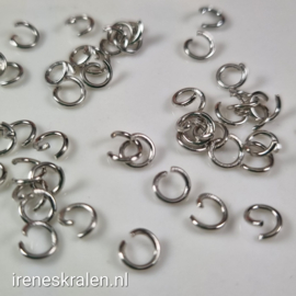 Enkel Ringetje Nikkelkleur 5mm, 0.8mm dik (50 st)