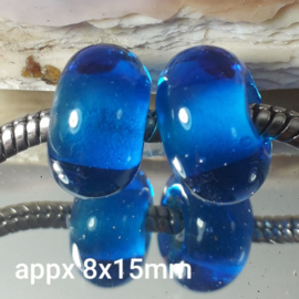 IKOC0207: Set van 2x GrootGatKraal Azure, ca 8x15mm