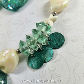 TU0005: Set van ketting en oorbellen Teal & Ivoor
