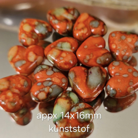GO 008: Hartje Kunststof Tye Dye, ca 14x16mm