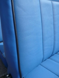 Cooper interieur Cornflower blue/zwarte piping