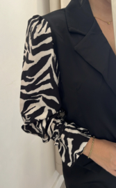 Lizz Blazer Zebra