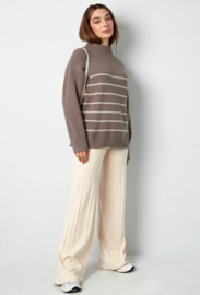 Camel Sweater Debby