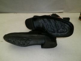 Staride Boots