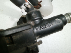 Nisin Master Cylinder